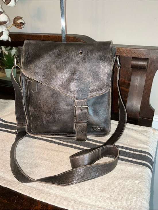 Bed Stu Handbags - NWOT Bed Stu Leather Venice Beach Crossbody Bag Black Rustic Retail $240